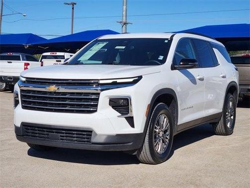 2025 Chevrolet Traverse LT