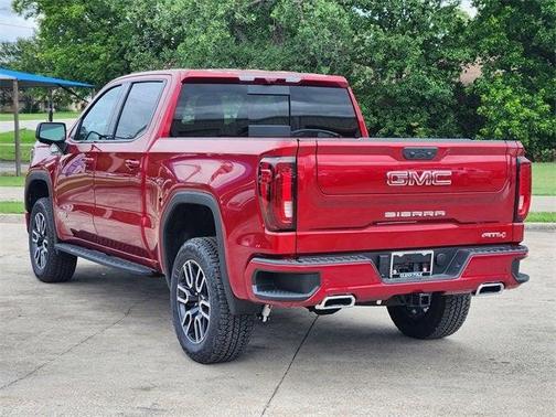 2025 GMC Sierra 1500 AT4