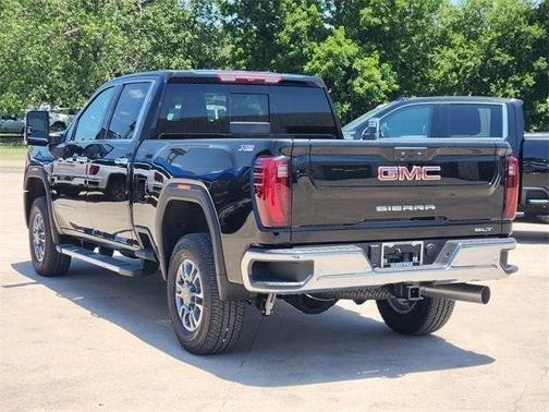 2025 GMC Sierra 2500 SLT