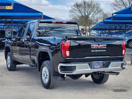2025 GMC Sierra 2500 Base