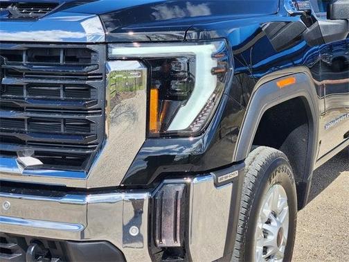 2025 GMC Sierra 2500 Base