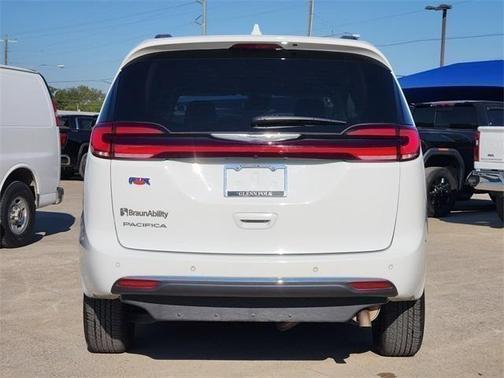 2021 Chrysler Pacifica Touring