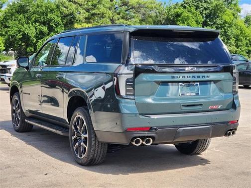 2025 Chevrolet Suburban RST