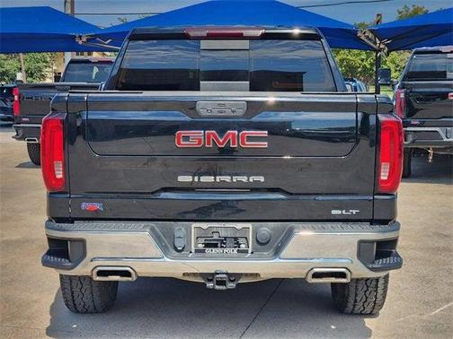 2022 GMC Sierra 1500 SLT