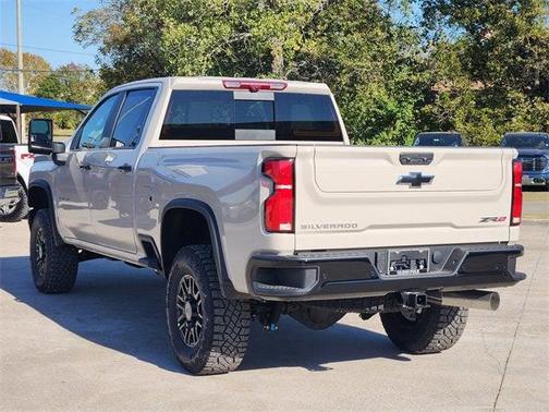 2026 Chevrolet Silverado 2500 ZR2