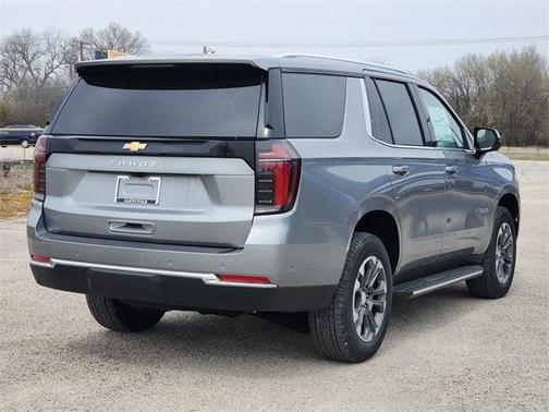 2025 Chevrolet Tahoe LS