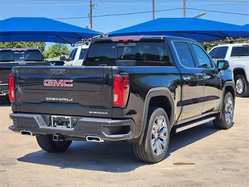 2025 GMC Sierra 1500 Denali
