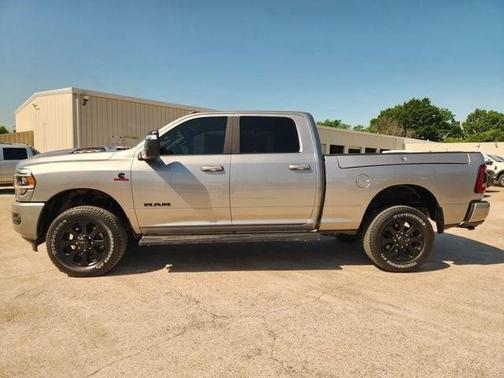 Billet Silver Metallic Clearcoat 2024 RAM 2500 Laramie Crew Cab 4x4 6'4' Box