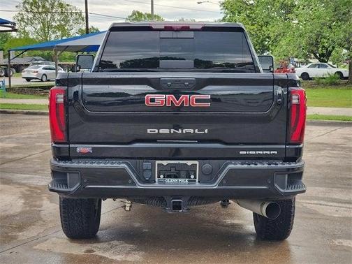 2024 GMC Sierra 2500 Denali