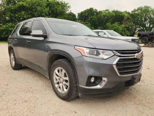 Satin Steel Metallic 2021 Chevrolet Traverse LT Cloth