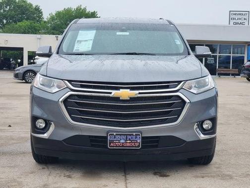 Satin Steel Metallic 2021 Chevrolet Traverse LT Cloth