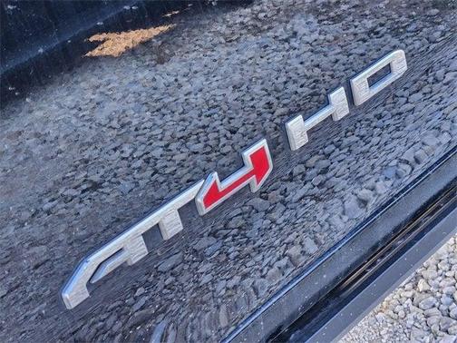 2024 GMC Sierra 2500 AT4