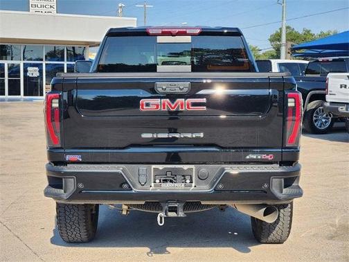 2024 GMC Sierra 2500 AT4