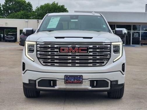 White Frost Tricoat 2025 GMC Sierra 1500 Denali