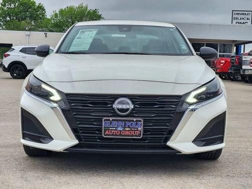 2025 Nissan Altima SV FWD