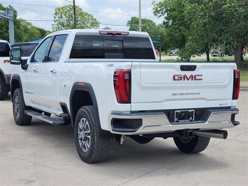 2025 GMC Sierra 2500 SLT