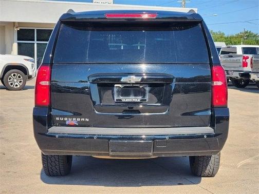 2020 Chevrolet Suburban LT