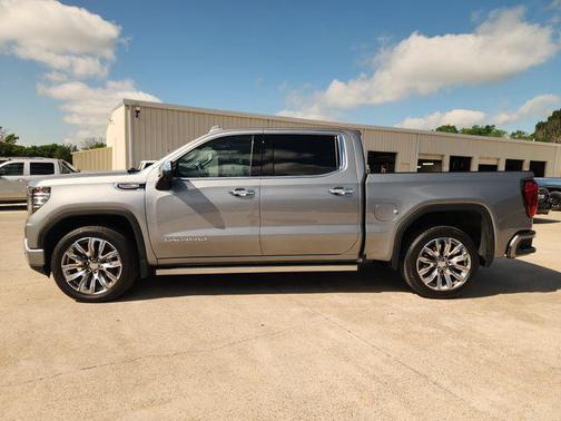 Sterling Metallic 2025 GMC Sierra 1500 Denali