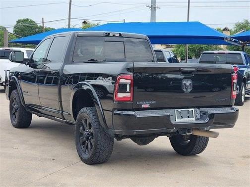 2022 RAM 2500 Laramie Crew Cab 4x4 6'4' Box