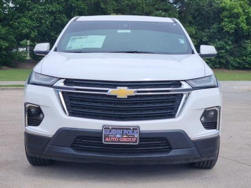 Summit White 2023 Chevrolet Traverse LS