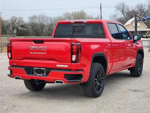 2025 GMC Sierra 1500 Elevation