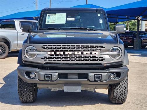 2023 Ford Bronco Base