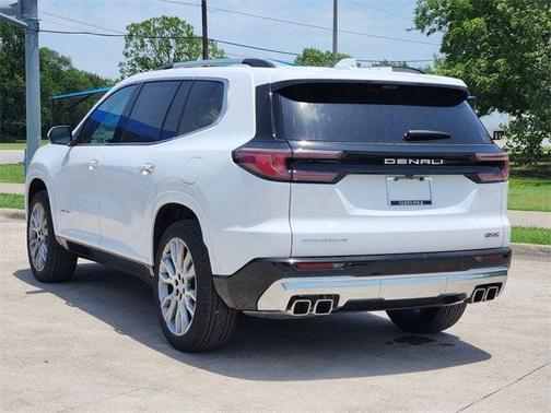2025 GMC Acadia Denali