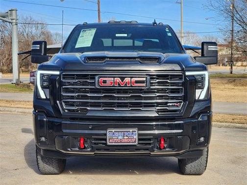 2025 GMC Sierra 2500 AT4