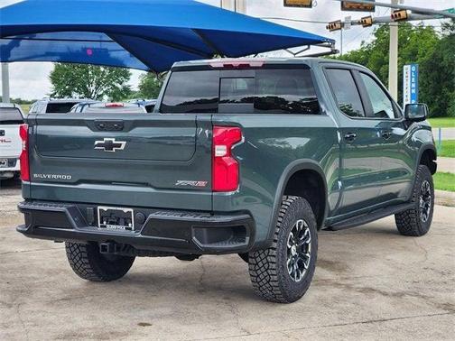 2025 Chevrolet Silverado 1500 ZR2