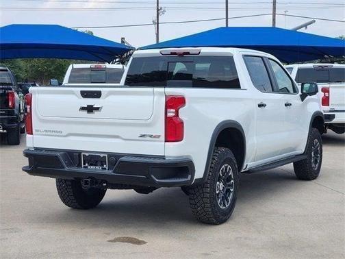 2025 Chevrolet Silverado 1500 ZR2