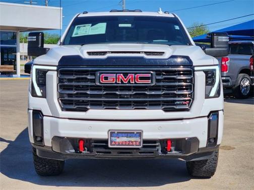 2024 GMC Sierra 2500 AT4