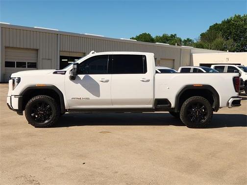 2024 GMC Sierra 2500 AT4