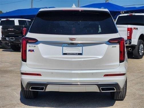 2025 Cadillac XT6 Premium Luxury FWD