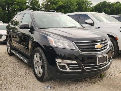 Mosaic Black Metallic 2017 Chevrolet Traverse Premier