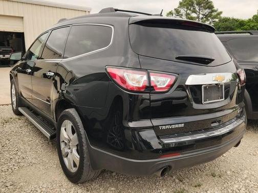 Mosaic Black Metallic 2017 Chevrolet Traverse Premier