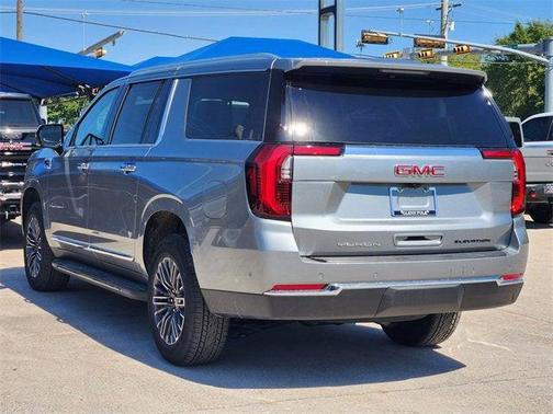 2026 GMC Yukon XL 4WD Elevation