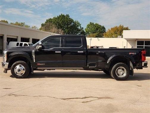 2023 Ford F-350 Lariat