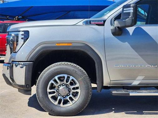 2025 GMC Sierra 2500 SLE