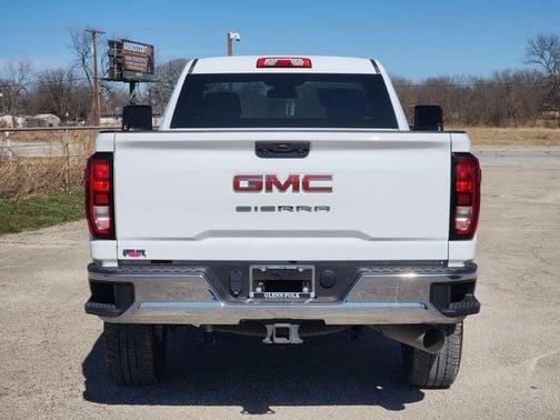 2024 GMC Sierra 2500 Pro