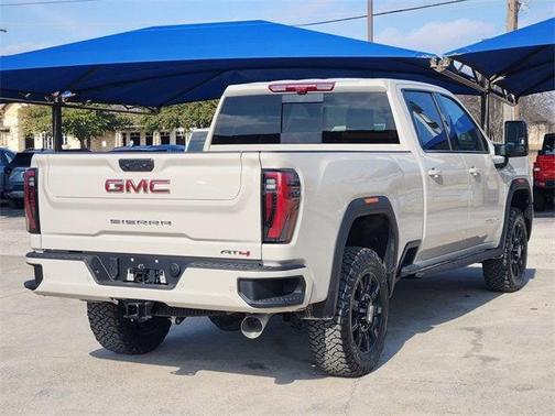 2026 GMC Sierra 2500 AT4