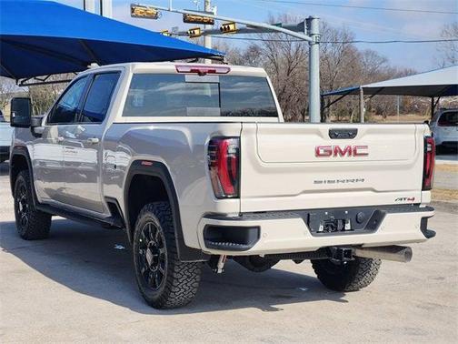 2026 GMC Sierra 2500 AT4