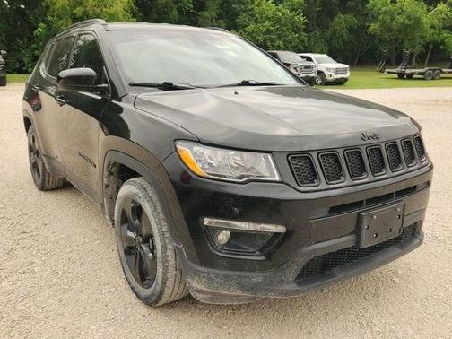 Diamond Black Crystal Pearlcoat 2021 Jeep Compass Latitude
