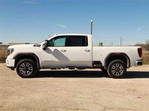 2023 GMC Sierra 2500 AT4