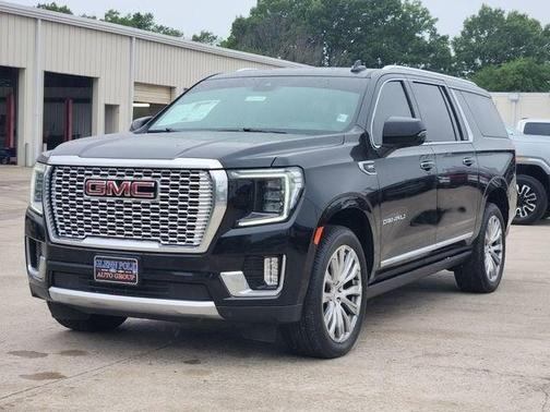 Onyx Black 2023 GMC Yukon XL Denali