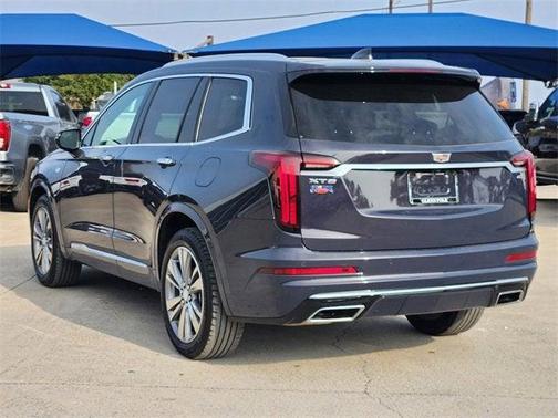 2025 Cadillac XT6 Premium Luxury FWD