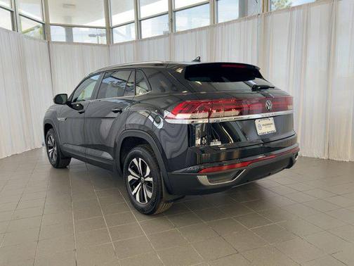 2026 Volkswagen Atlas Cross Sport 2.0T SE