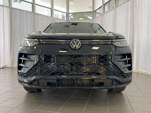 2026 Volkswagen Tiguan 2.0T SE R-Line Black 4MOTION