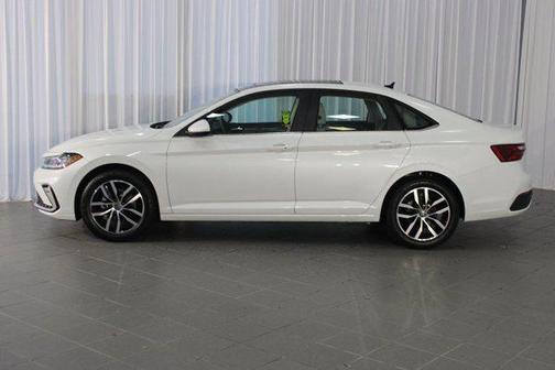 2025 Volkswagen Jetta 1.4T SE