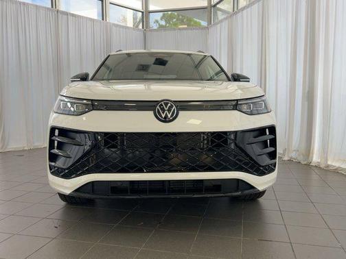 2026 Volkswagen Tiguan 2.0T SE R-Line Black 4MOTION