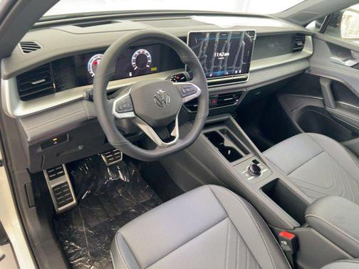 2026 Volkswagen Tiguan 2.0T SE R-Line Black 4MOTION